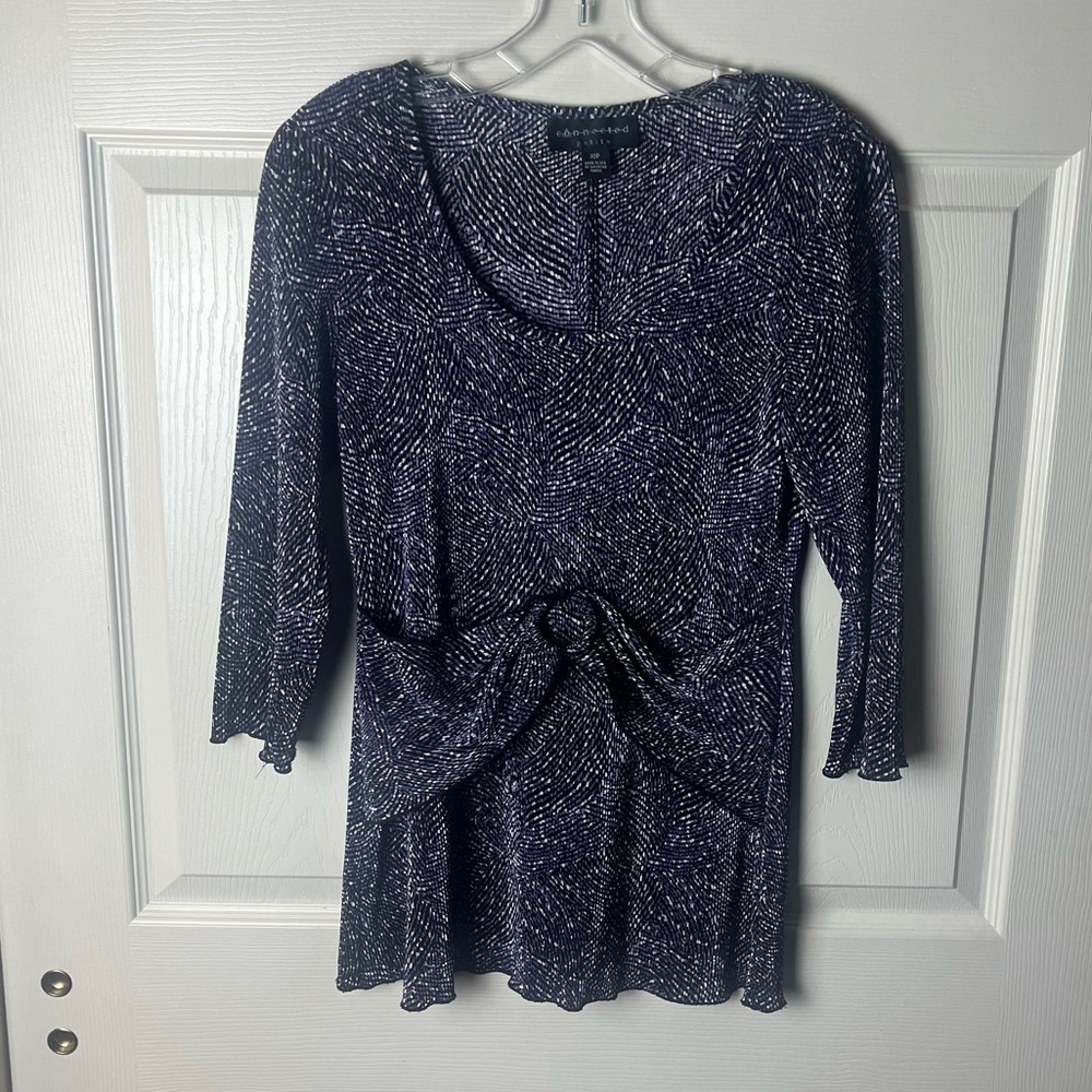 Connected Apparel Patterned Blouse